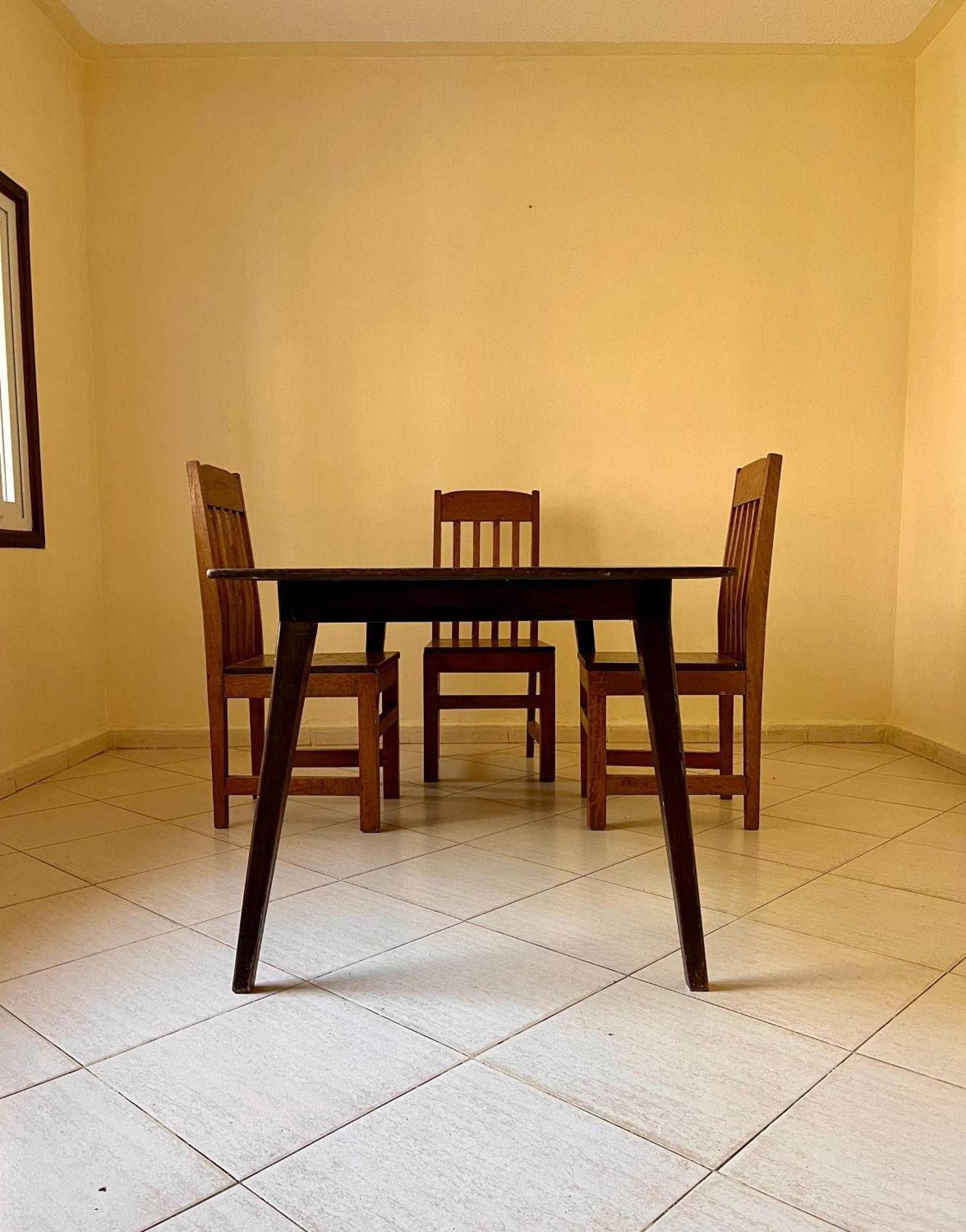 Akogo House - Bnb , Hostel, Backpackers & Volunteer Center Mombasa Luaran gambar