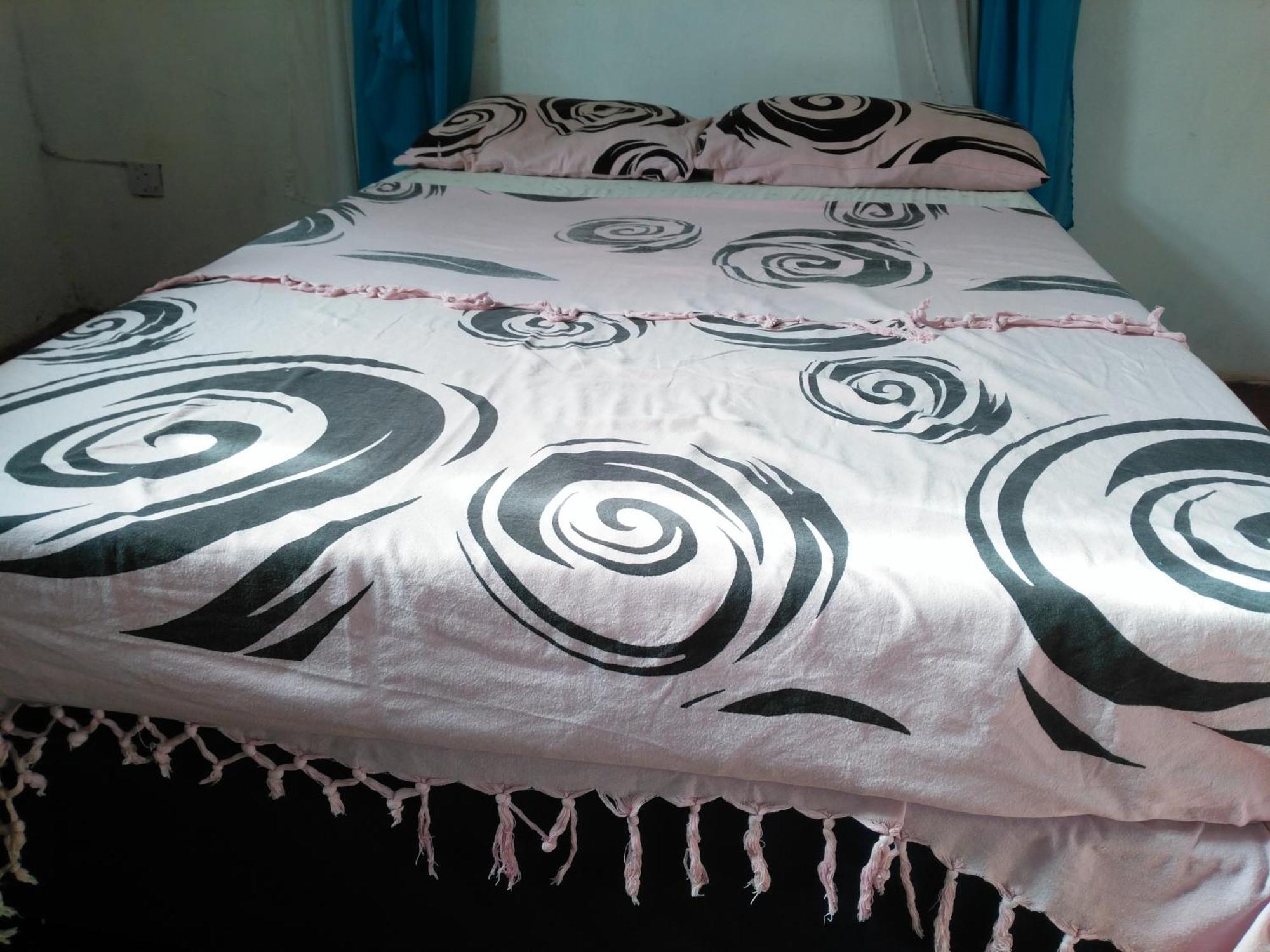 Akogo House - Bnb , Hostel, Backpackers & Volunteer Center Mombasa Luaran gambar