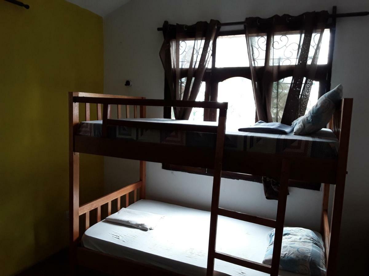 Akogo House - Bnb , Hostel, Backpackers & Volunteer Center Mombasa Luaran gambar