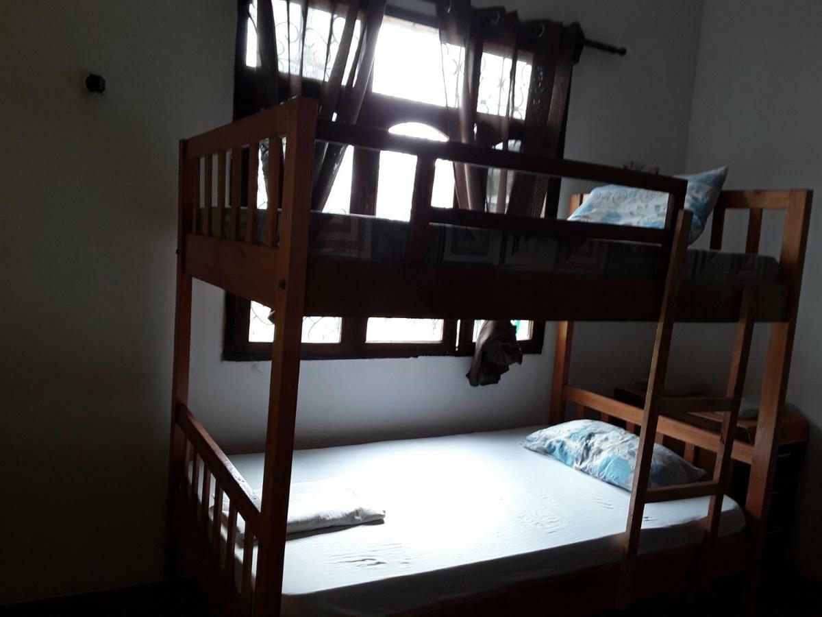 Akogo House - Bnb , Hostel, Backpackers & Volunteer Center Mombasa Luaran gambar